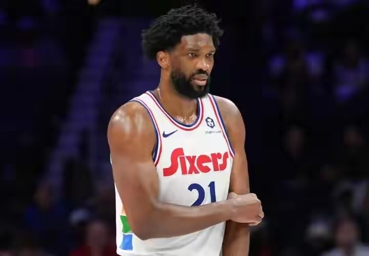 蒙斯上赛季, 佩顿就能够, 合同 蒙斯上赛季, 佩顿就能够, 合同